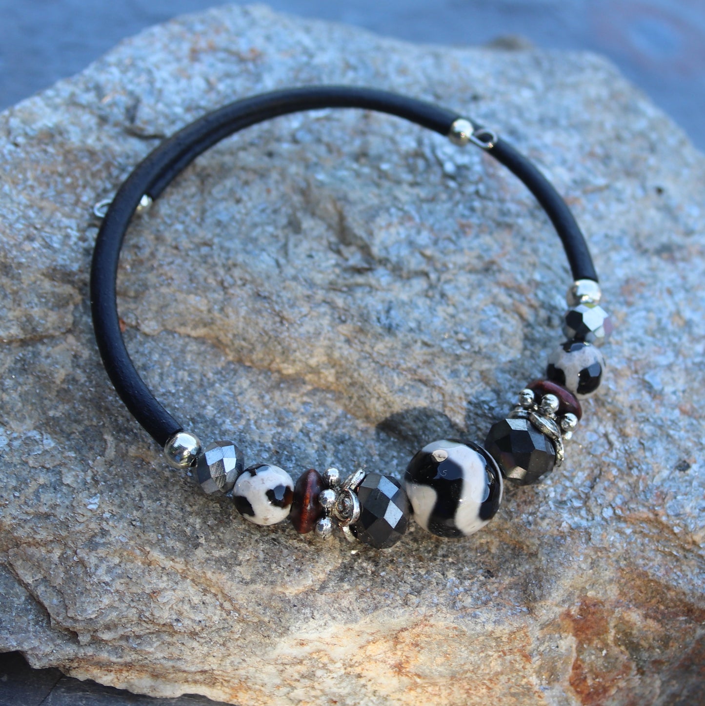 Black and cream Dzi banded agates and mix bead wrap bracelet
