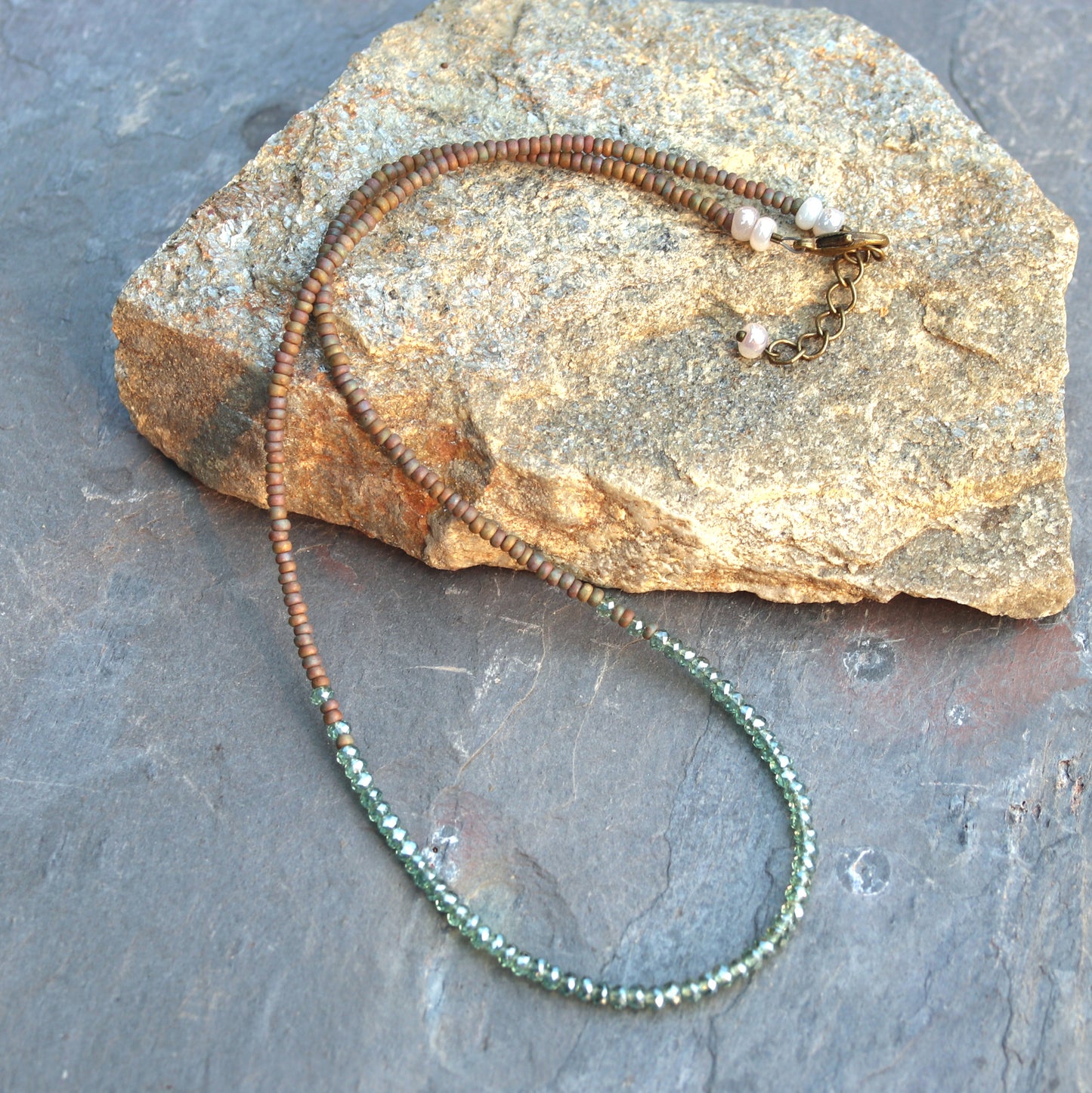 Flash Necklace - Grey Matte Iris & Aqua